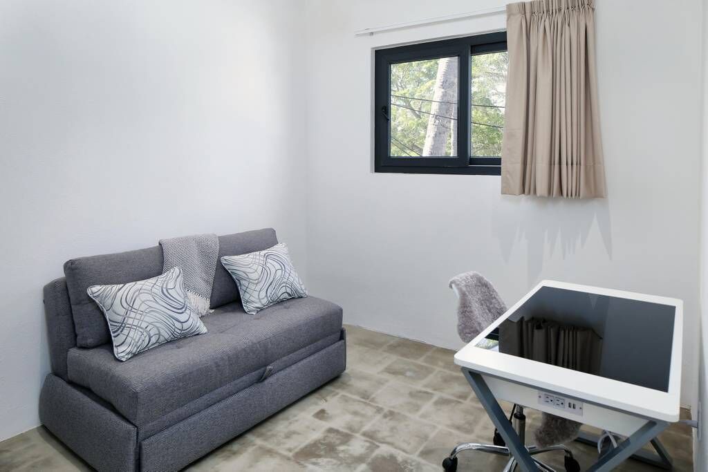 Photo of Livingroom in North End