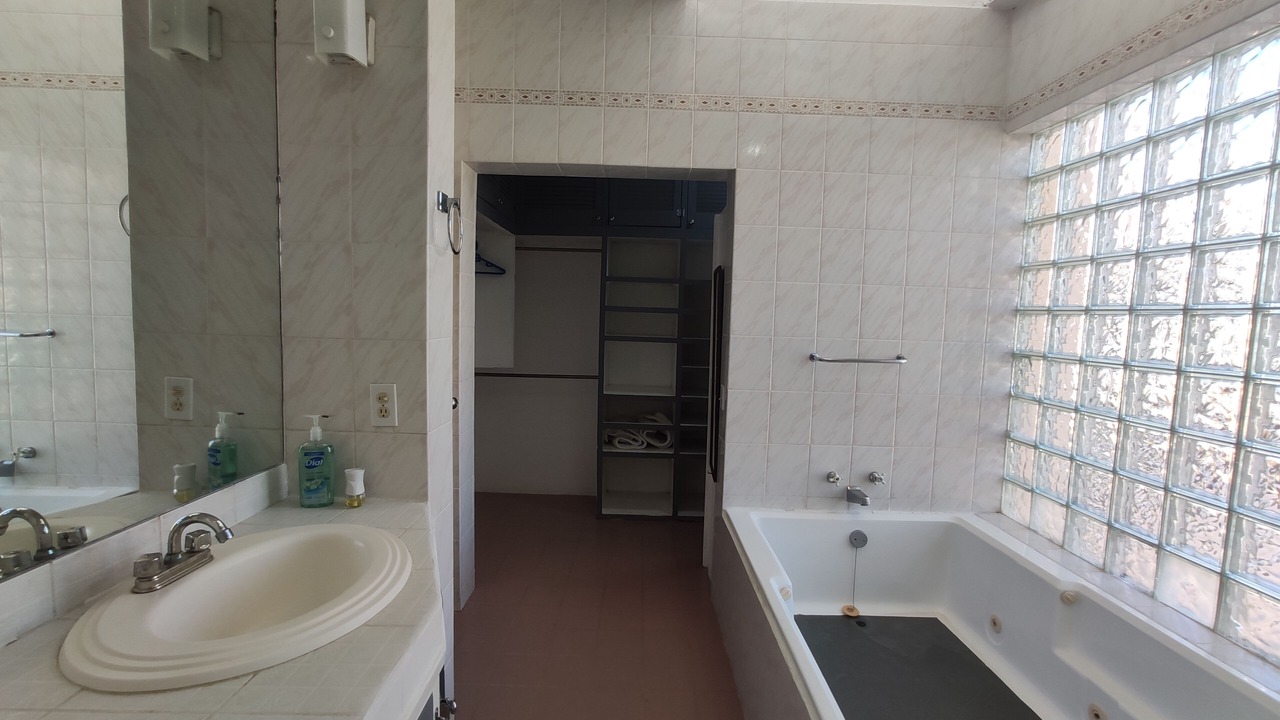 Photo of Bathroom in Cabo Bello