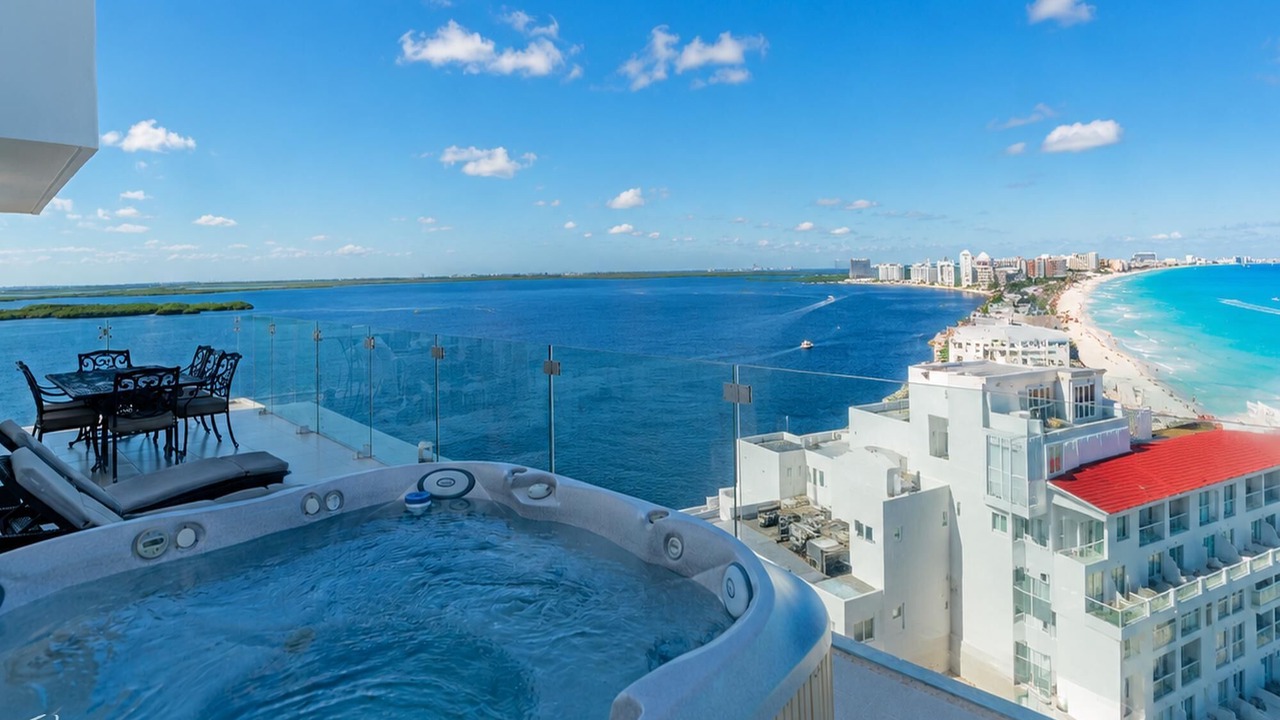 Photo of Patio Balcony in Zona Hotelera