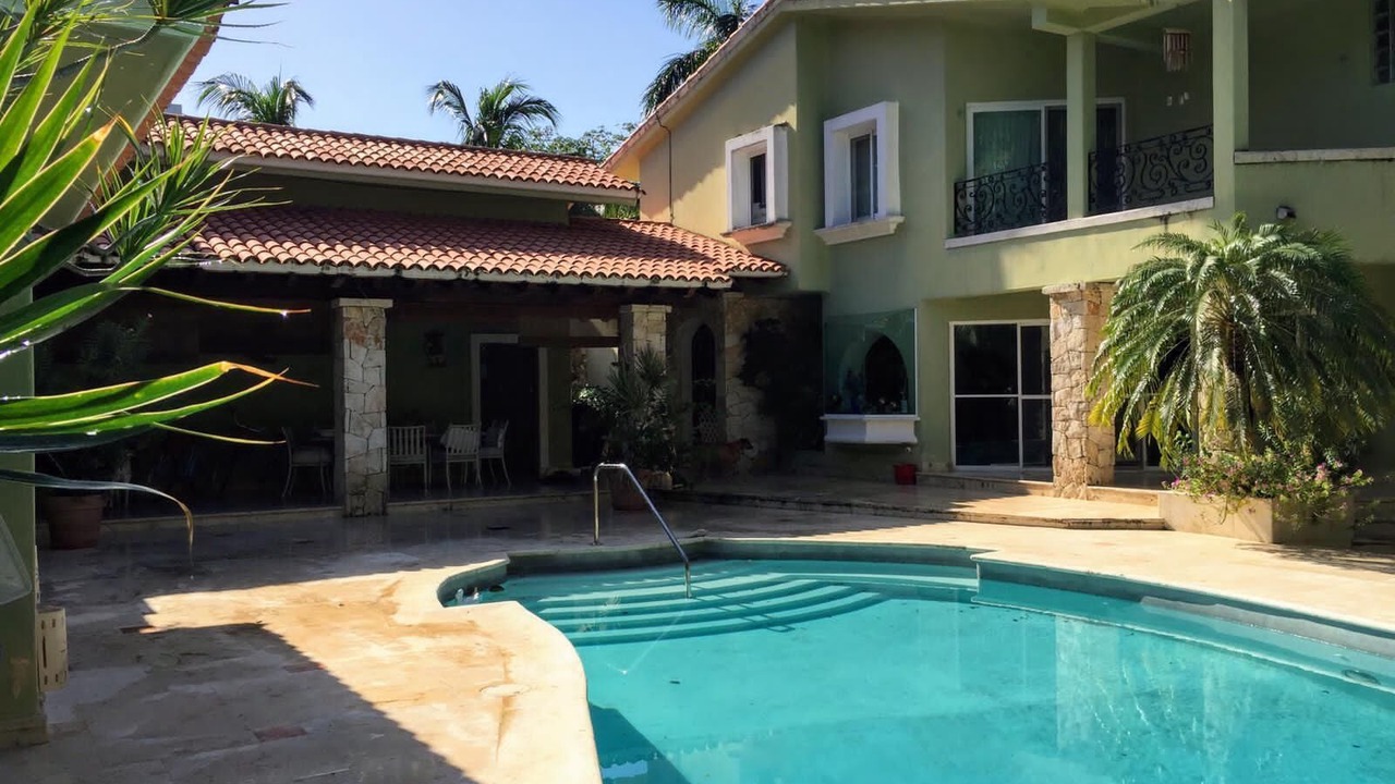 Photo of Outdoor in Playacar
