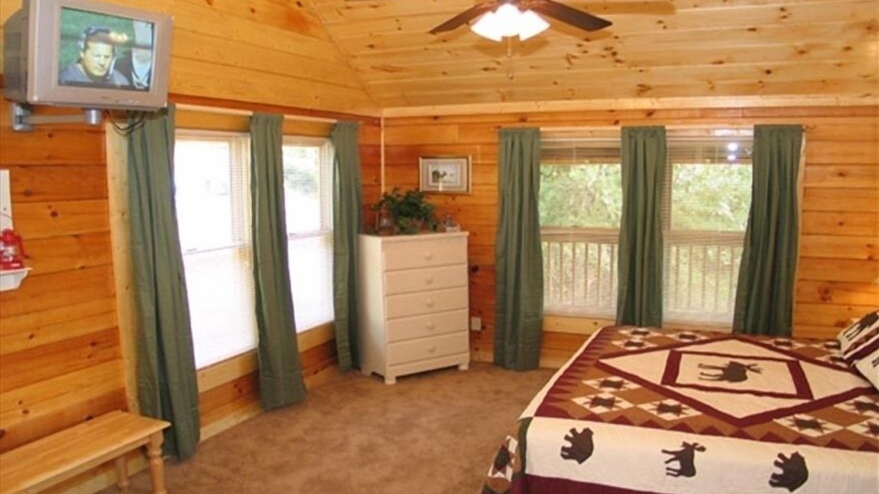 Photo of Bedroom in Pigeon Forge