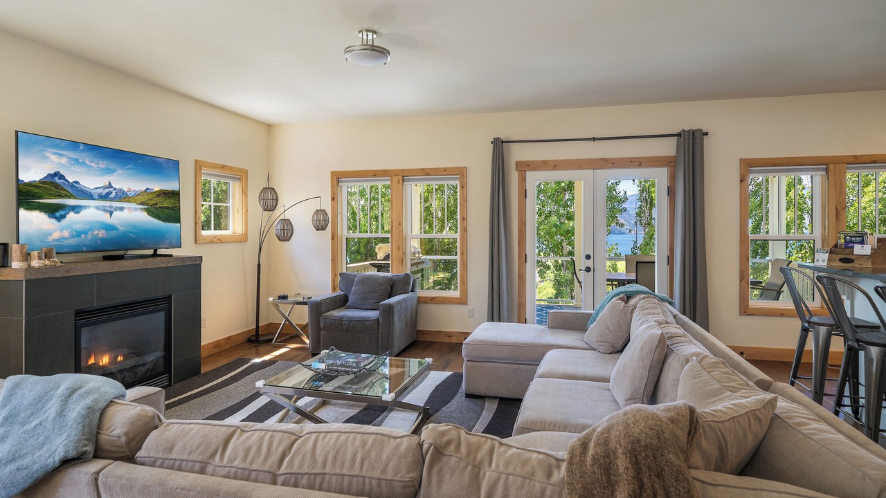 Photo of Livingroom in Chelan