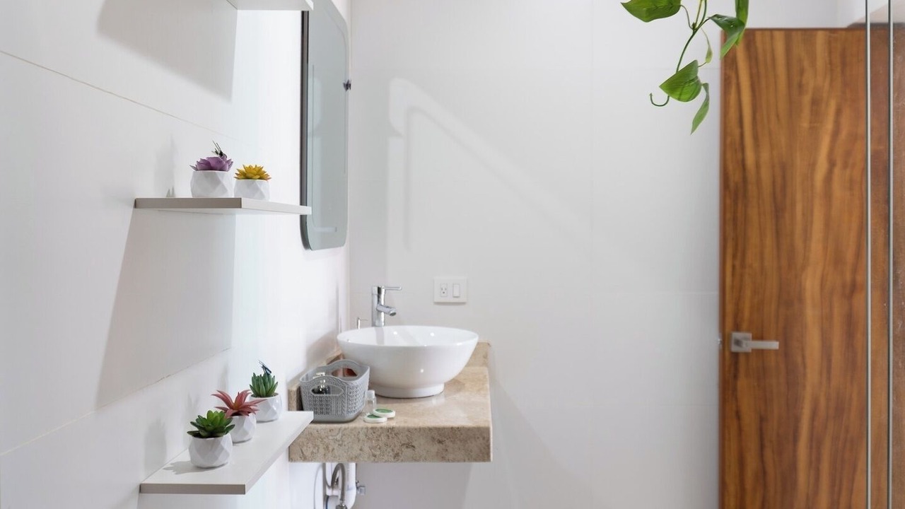 Photo of Bathroom in Balcones de Loma Linda