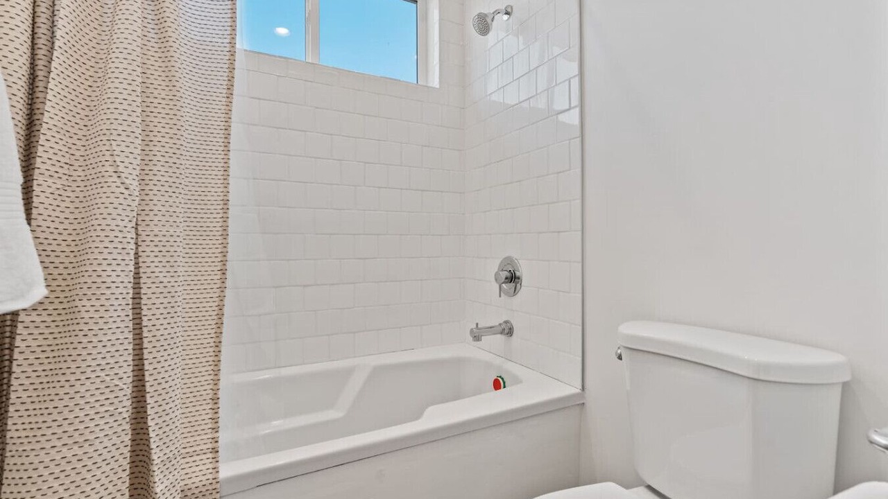 Photo of Bathroom in Sweetwater
