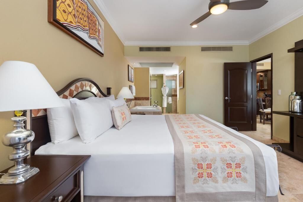 Photo of Bedroom in Flamingos