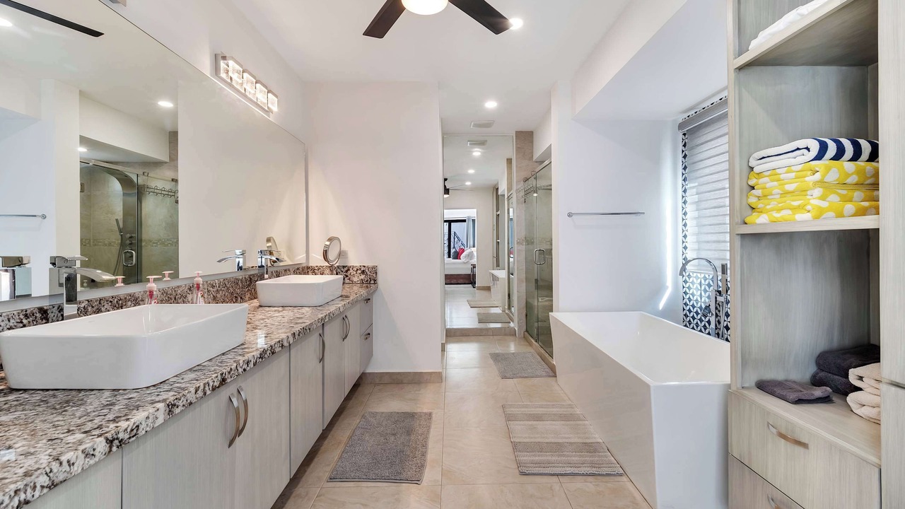 Photo of Bathroom in Cabo Bello