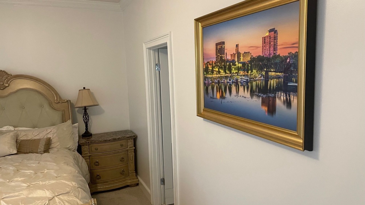 Photo of Bedroom in Downtown