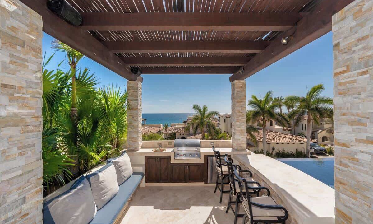Photo of Patio Balcony in Buzzards
