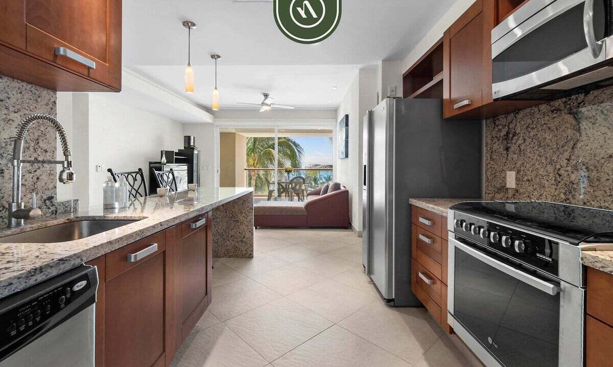 Photo of Kitchen in Flamingos