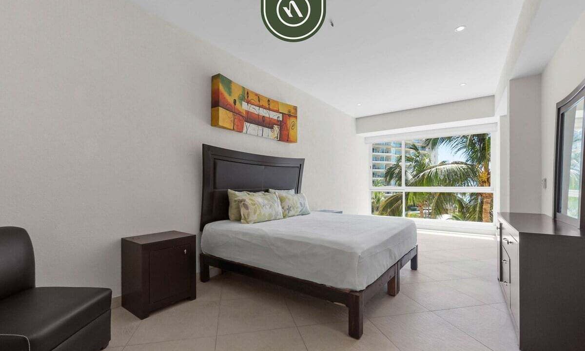 Photo of Bedroom in Flamingos