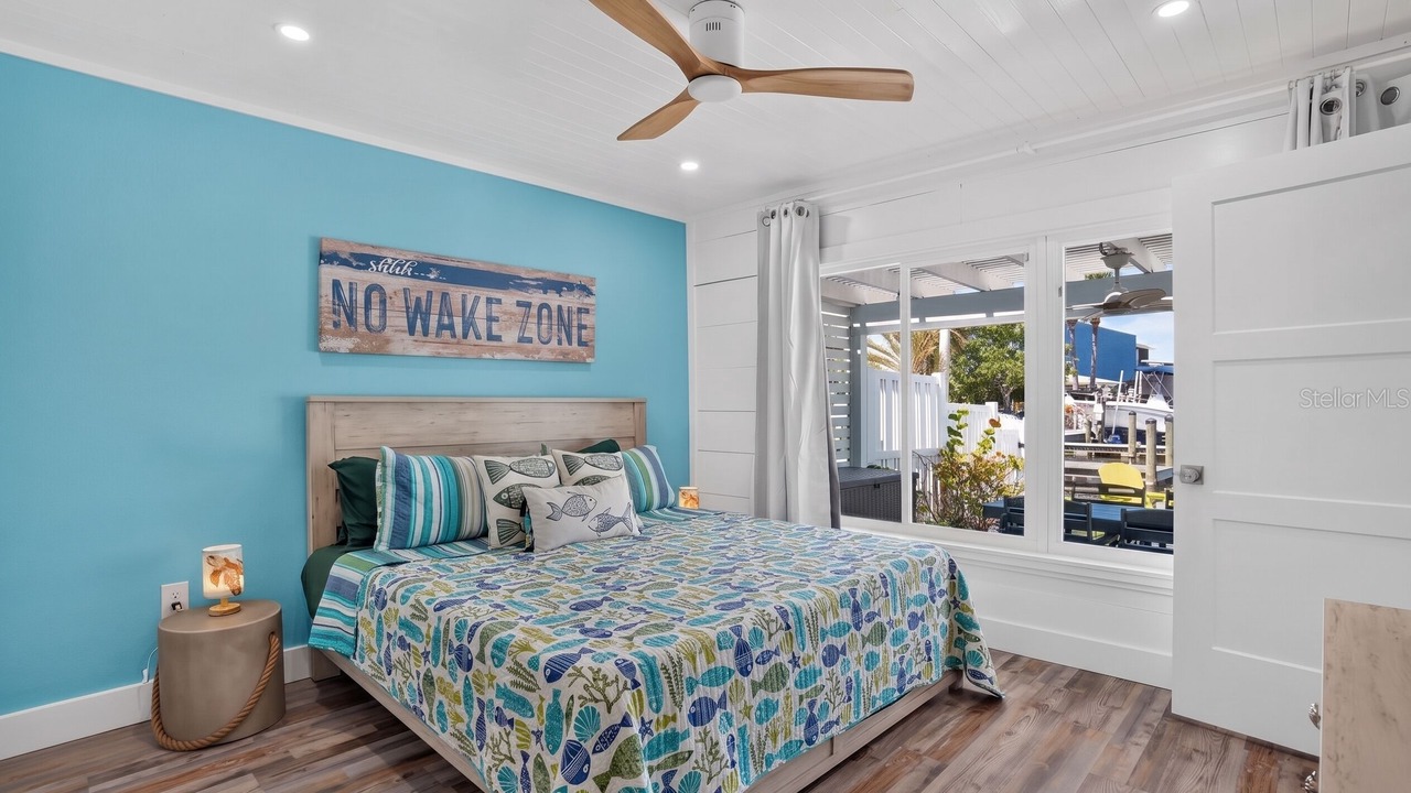 Photo of Bedroom in Holmes Beach