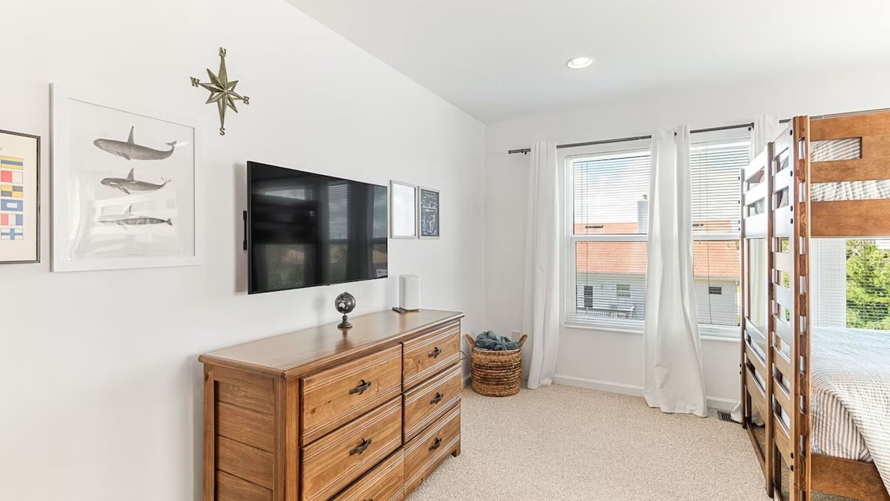 Photo of Bedroom in Butler Beach