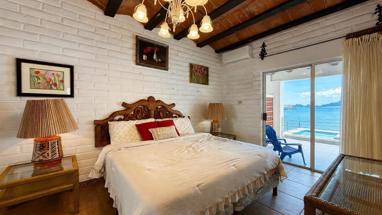 Photo of Bedroom in San Carlos