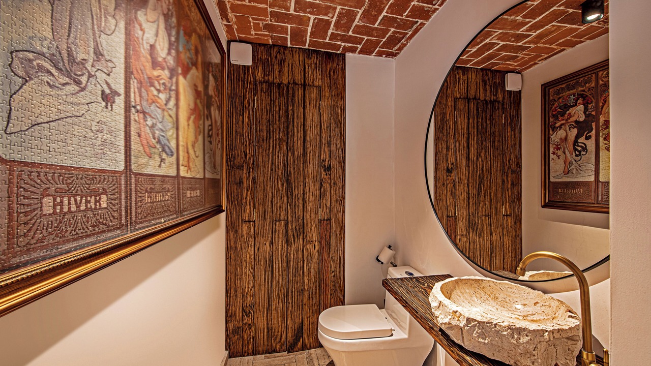Photo of Bathroom in San Miguel Chapultepec