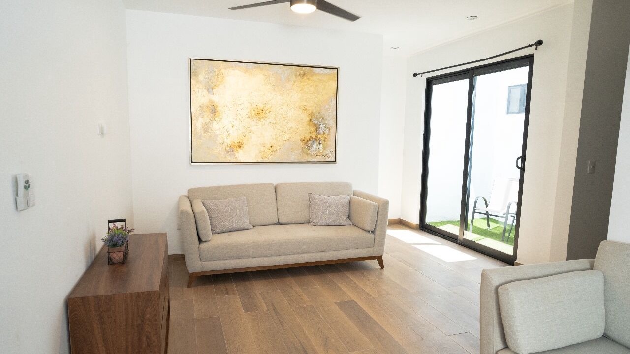 Photo of Livingroom in San Carlos