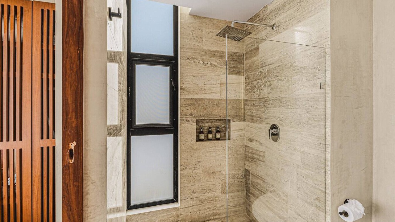 Photo of Bathroom in Zama