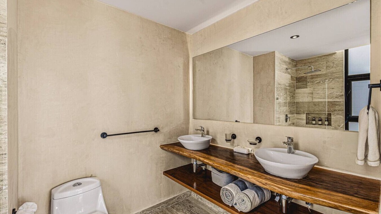 Photo of Bathroom in Zama