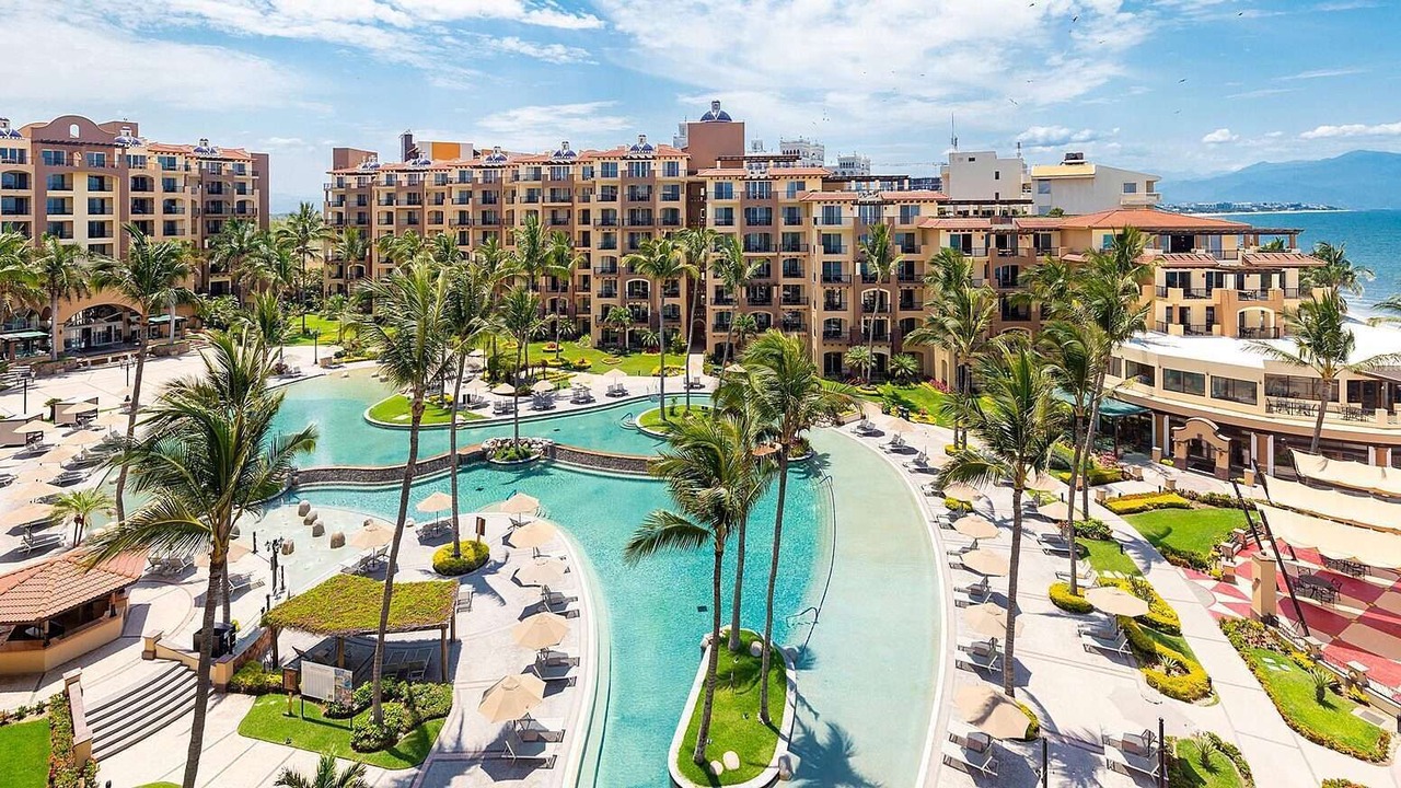 Photo of Outdoor in Flamingos