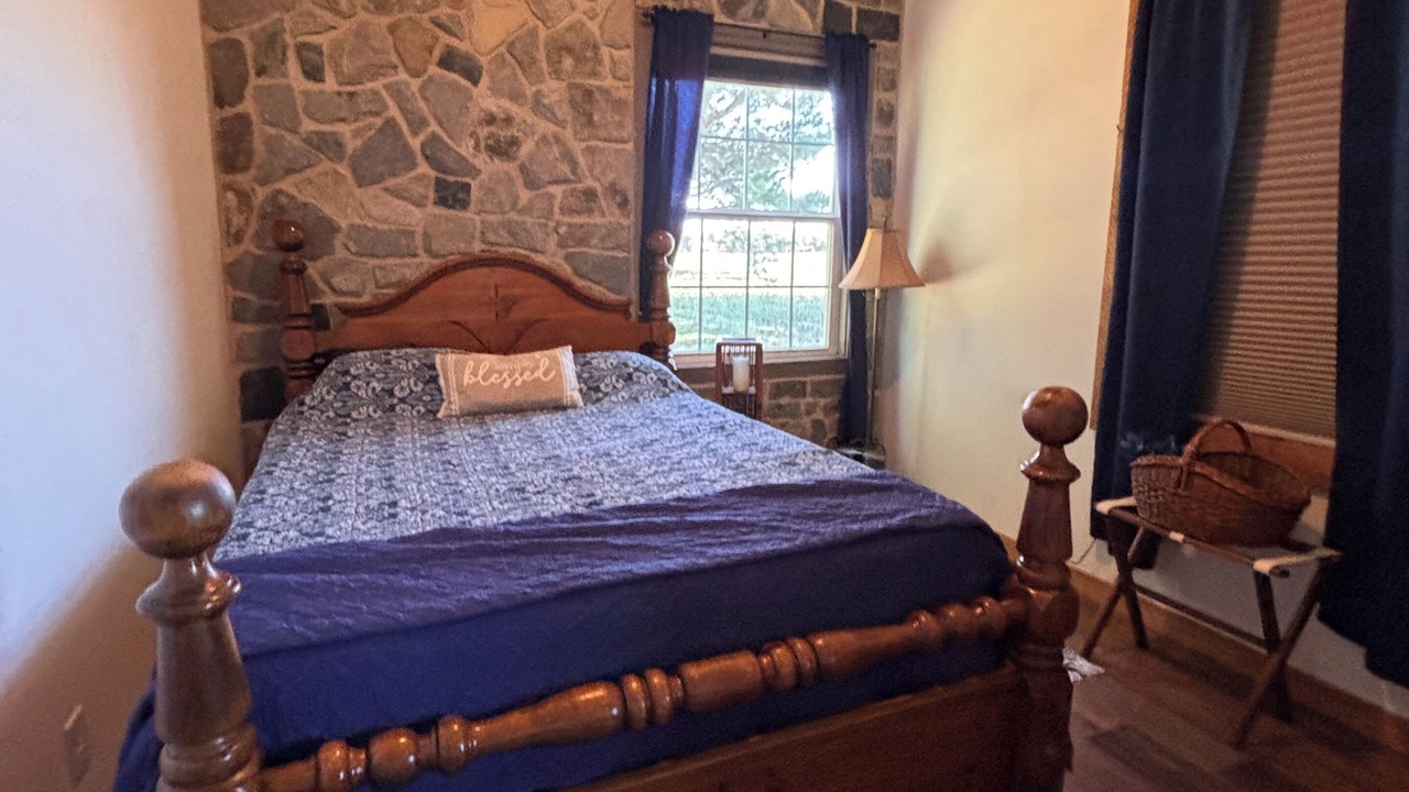 Photo of Bedroom in Smyrna