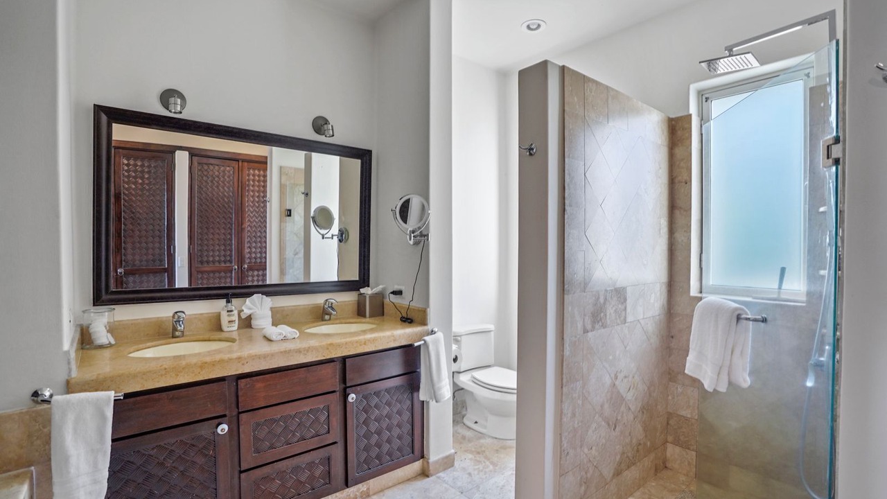 Photo of Bathroom in Cabo Bello