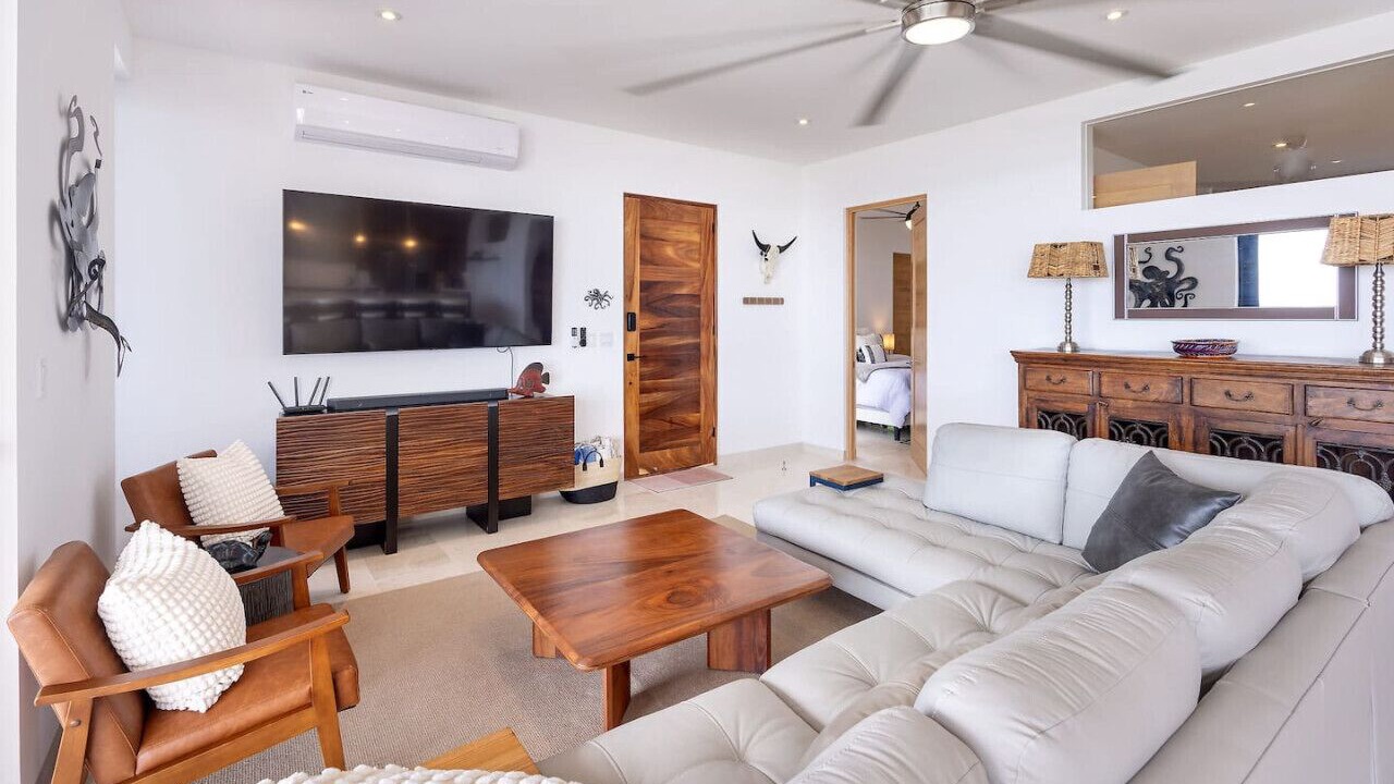 Photo of Livingroom in Cerritos