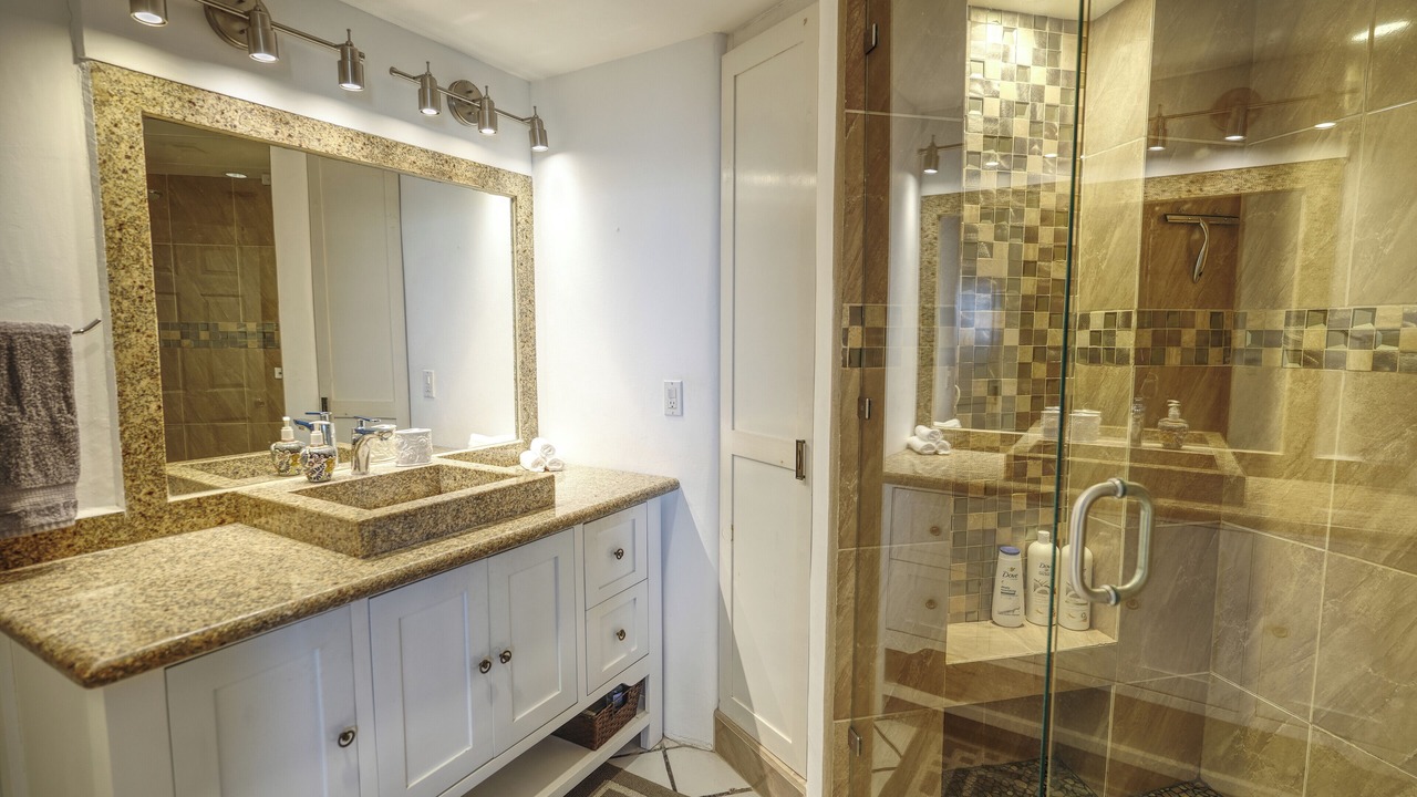 Photo of Bathroom in Cabo Bello