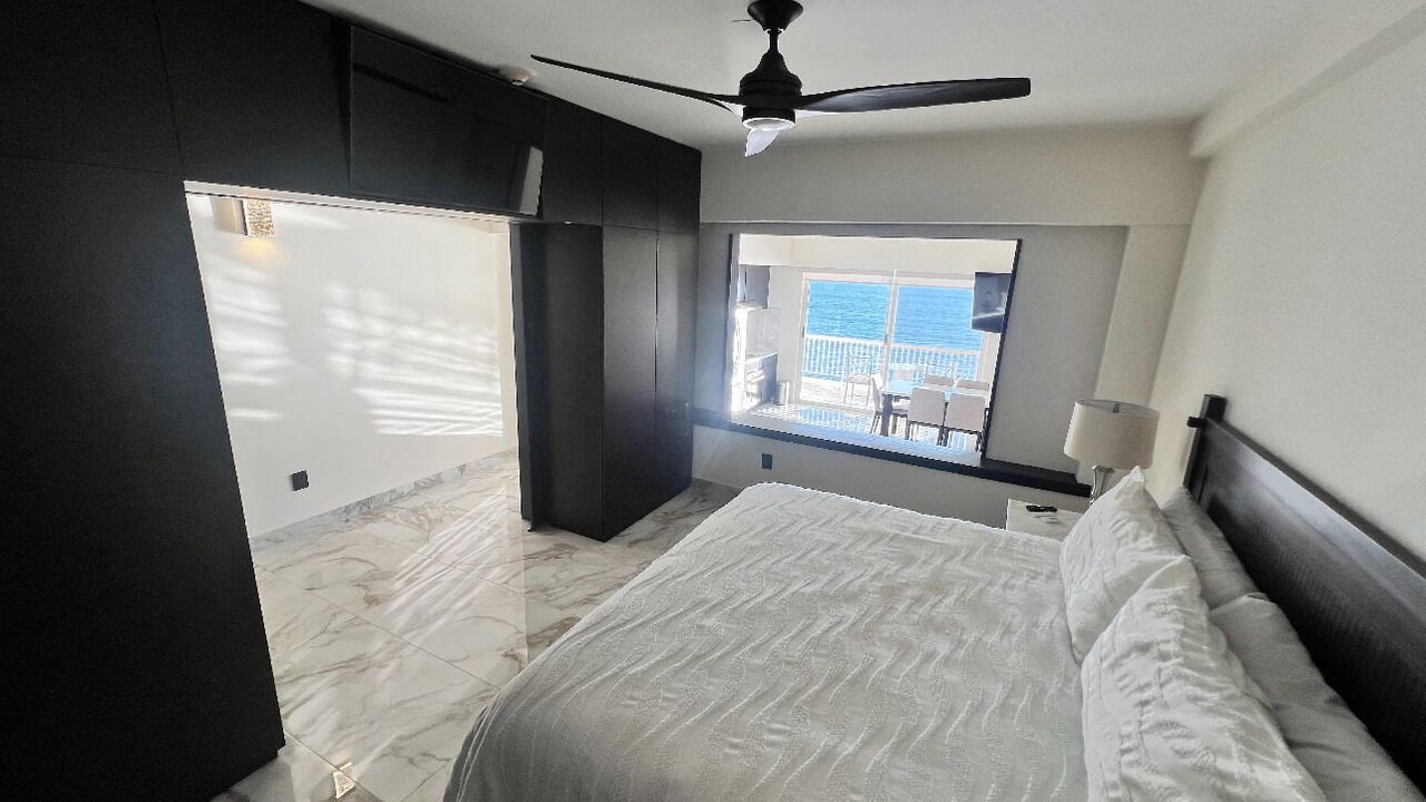 Photo of Bedroom in Flamingos