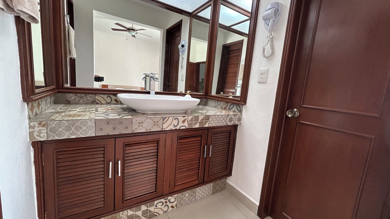 Photo of Bathroom in Zona Hotelera