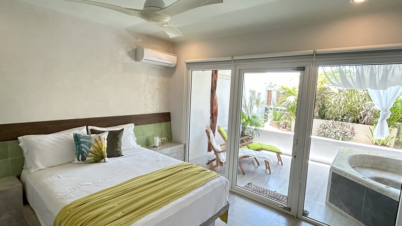 Photo of Bedroom in 12th Street