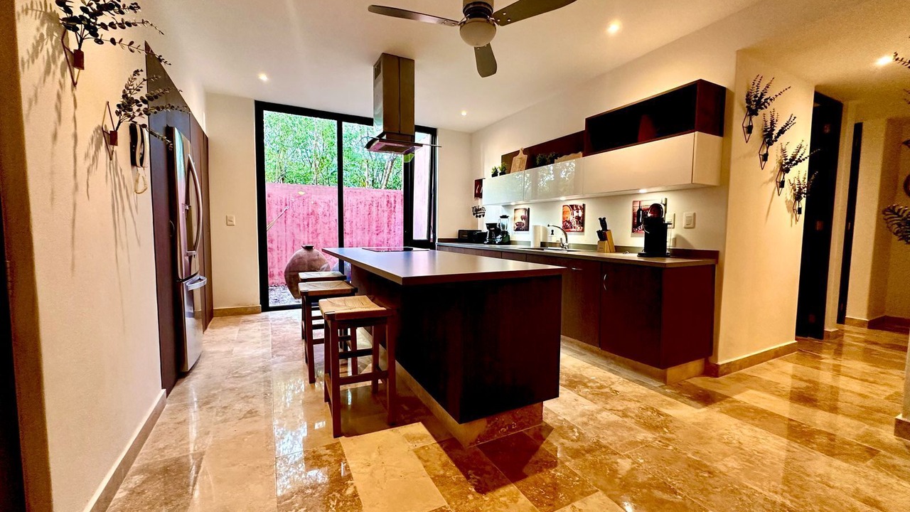 Photo of Kitchen in Zama