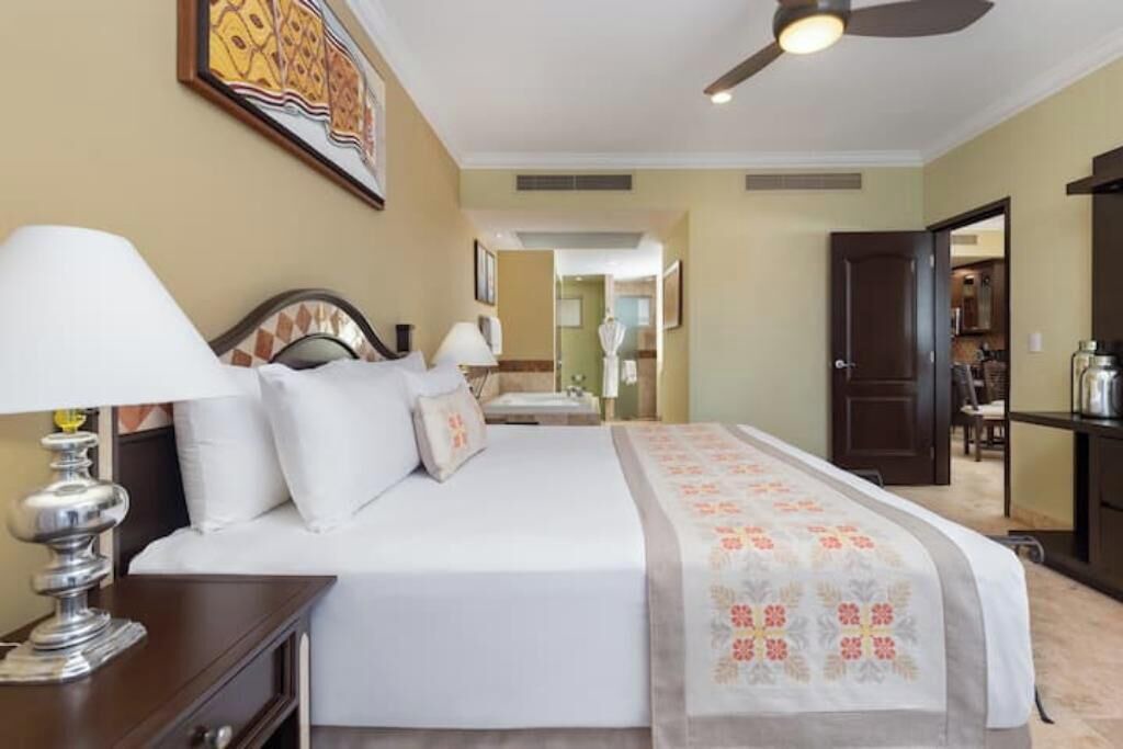 Photo of Bedroom in Flamingos