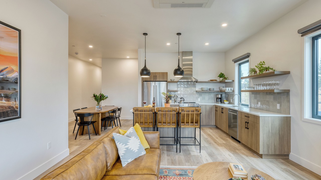 Photo of Livingroom in Bend