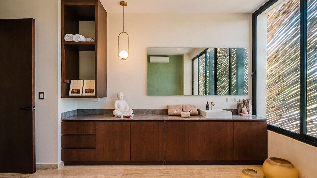 Photo of Bathroom in Zama