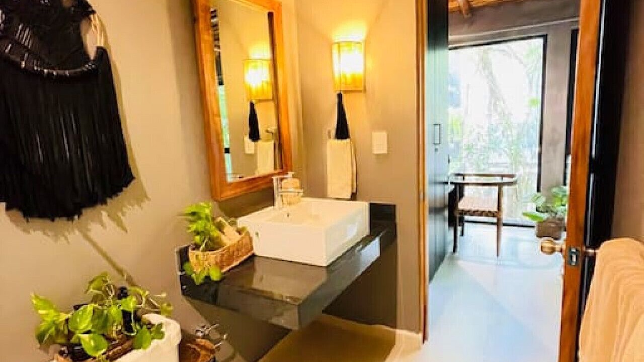 Photo of Bathroom in Zama