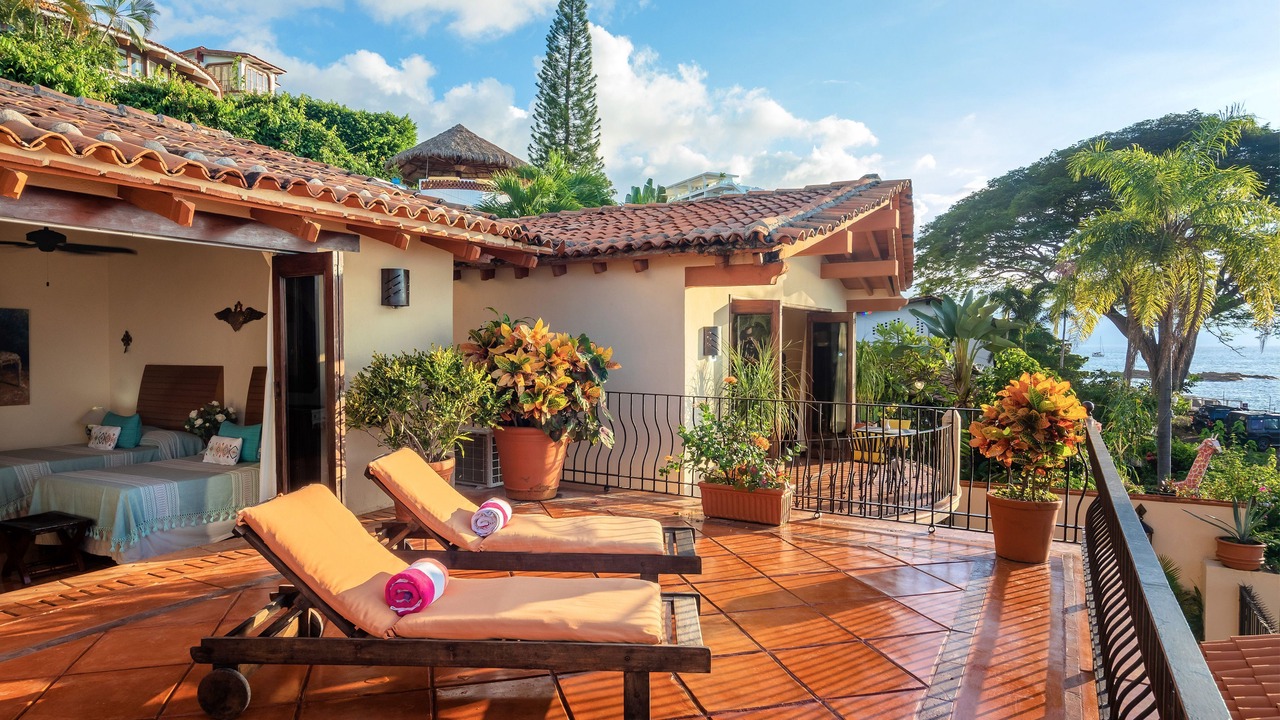 Photo of Patio Balcony in Romantic Zone