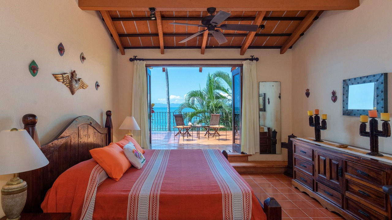 Photo of Bedroom in Romantic Zone