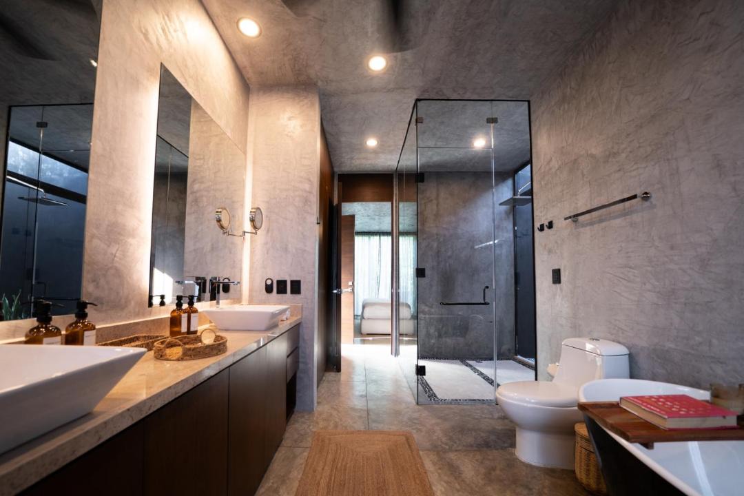 Photo of Bathroom in Zama