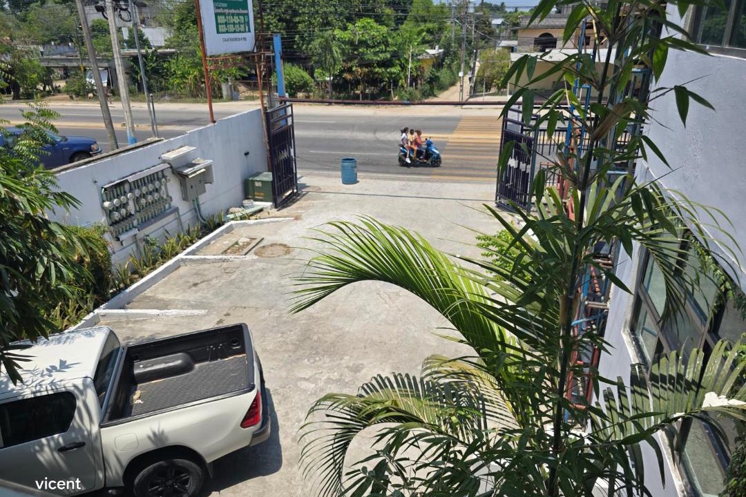 Photo of Others in Paraiso