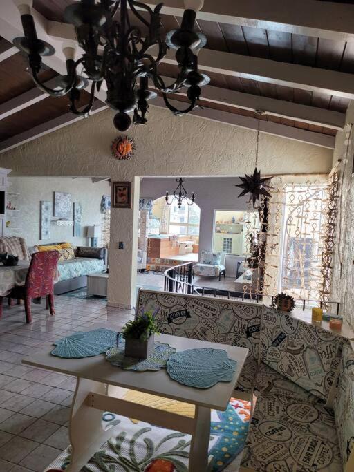 Photo of Others in San Antonio del Mar