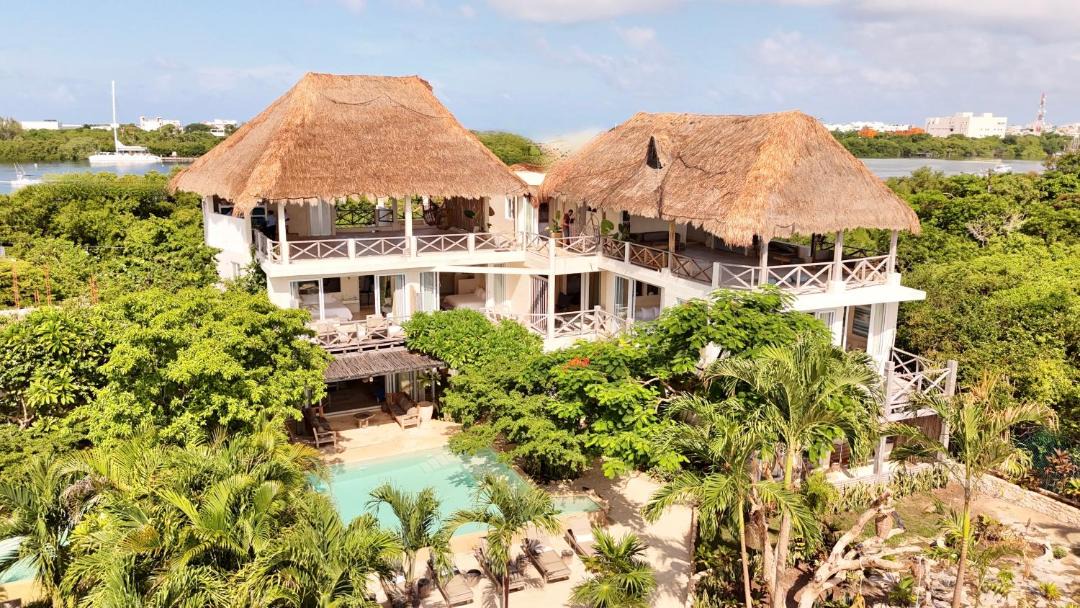 Photo of Others in Isla Mujeres