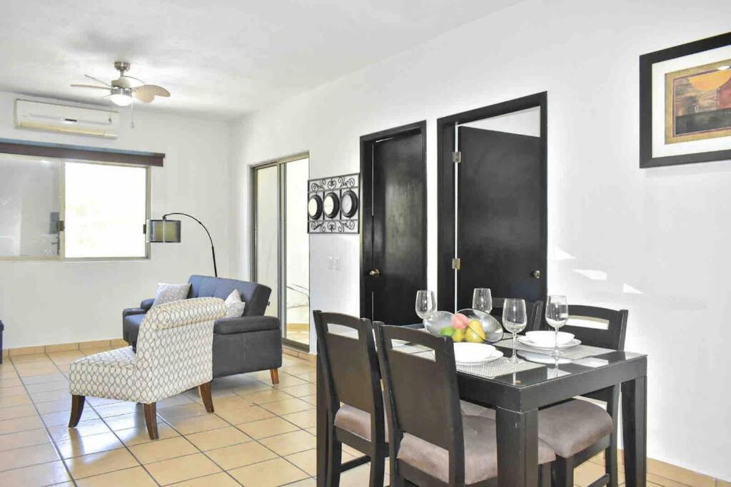 Photo of Livingroom in Ildefonso Green