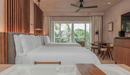 Deluxe Room, 2 Double Beds, Balcony