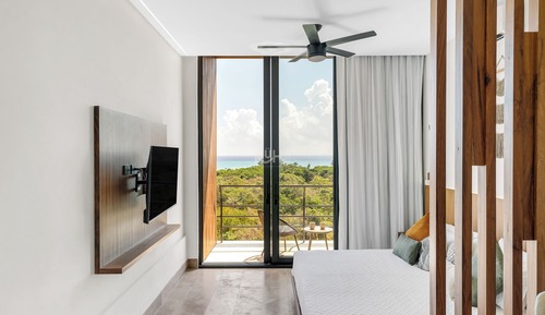 Superior Studio, Balcony, Garden View