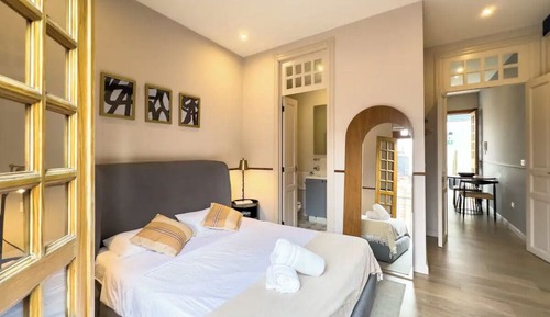 Apartamento Confort, 1 habitación, balcón, vistas a la ciudad (4)