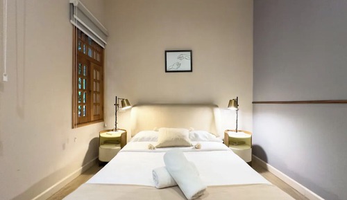 Apartamento Confort, 1 cama doble con sofá cama, baño privado, vistas a la ciudad (2)