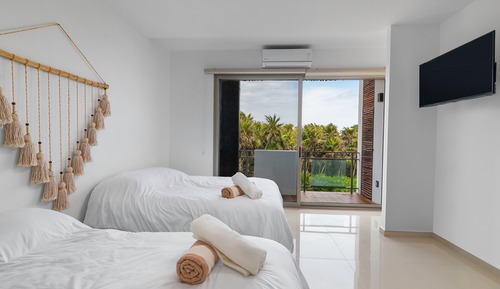 Luxury Apartment, 2 Bedrooms, Garden View