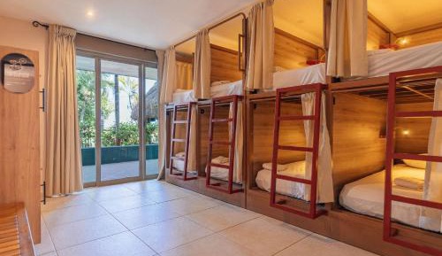 Bed in 8-Bed Mixed Dormitory Room