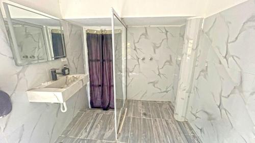 Basic Triple Room