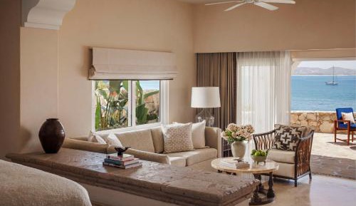 Oceanfront Palmilla Room - King Bed