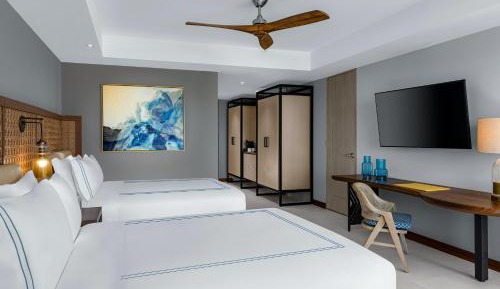 Queen Room with Two Queen Beds and Ocean View